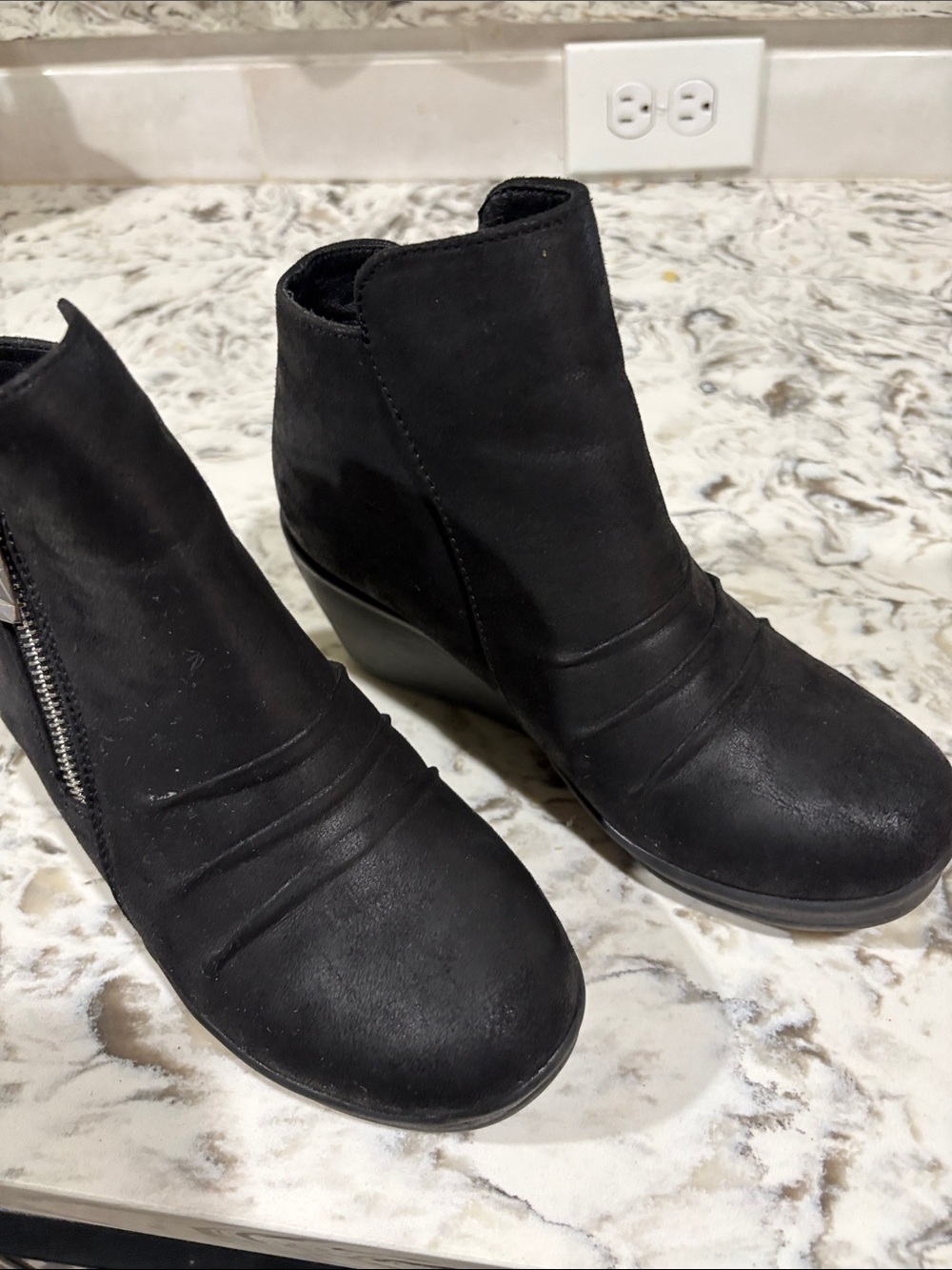 Skechers Black Wedge Ankle Booties with Side Zip